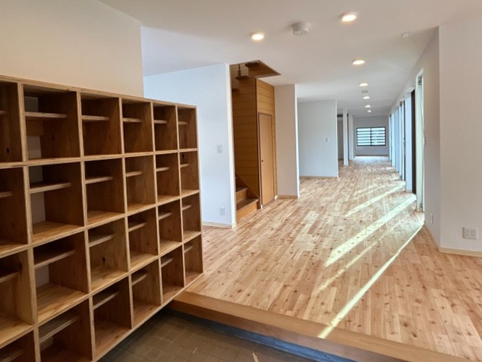 hallway.JPG