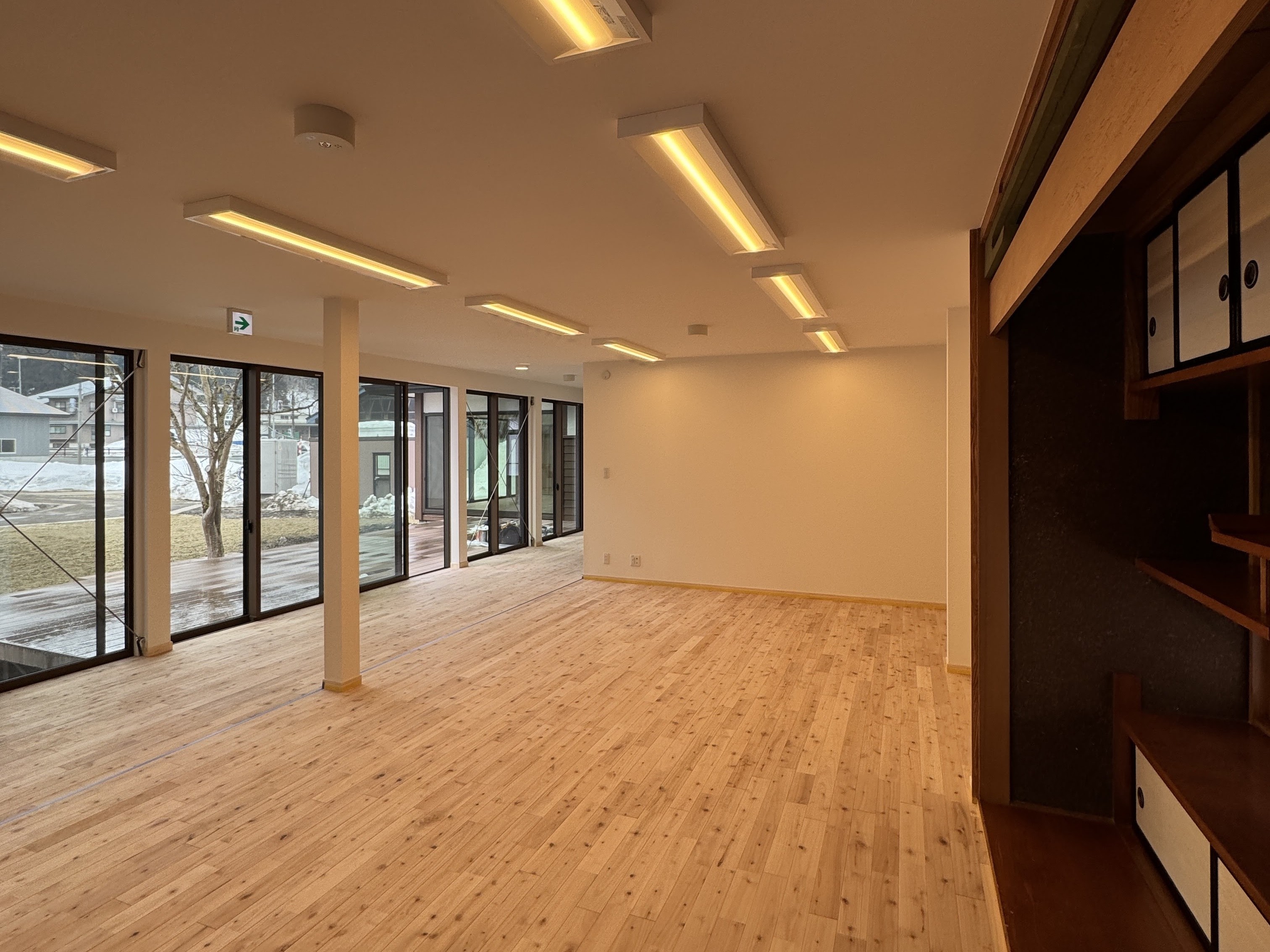 room2.JPG