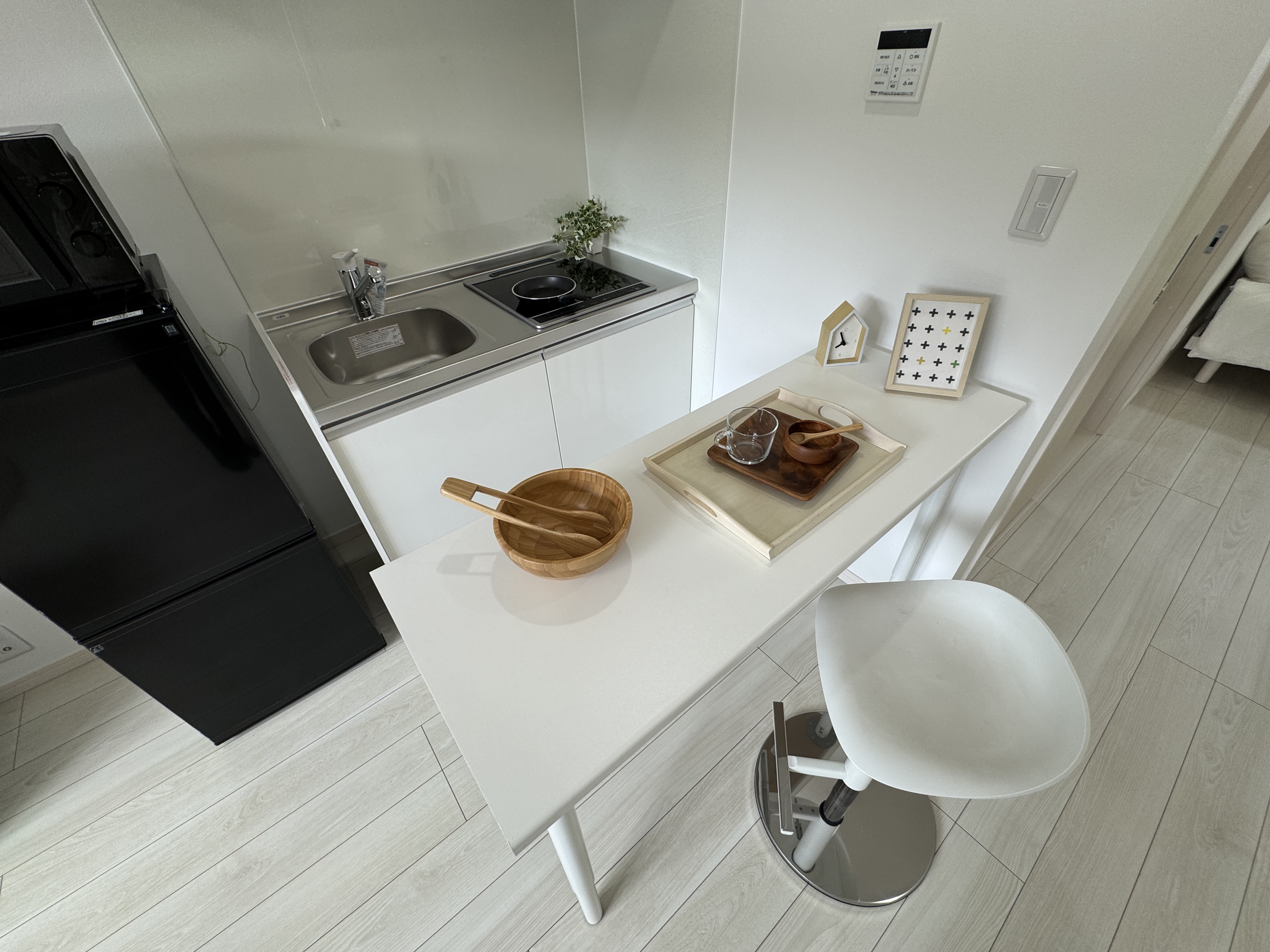 2_202506kitchen.JPG